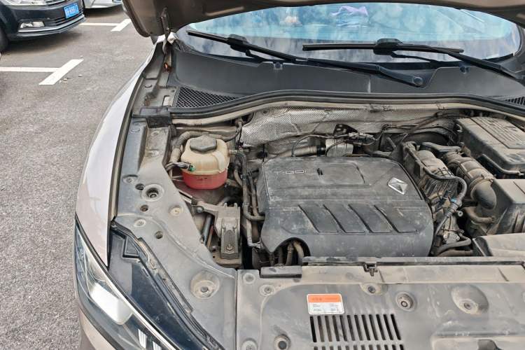 Used BORGWARD BX5 2020 20TGDI Automatic Two-Wheel Drive Pioneer Edition Engine Bay Right