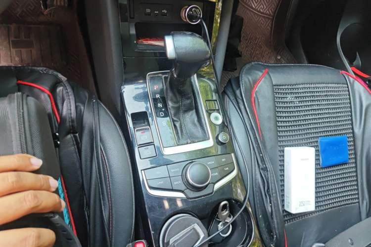Used BORGWARD BX5 2020 20TGDI Automatic Two-Wheel Drive Pioneer Edition Gear Lever
