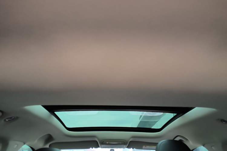 Used BORGWARD BX5 2020 20TGDI Automatic Two-Wheel Drive Pioneer Edition Headliner