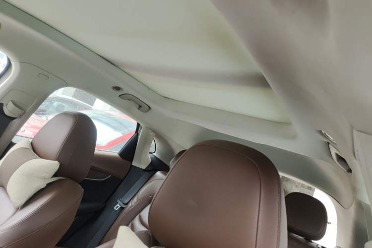 Used BORGWARD BX5 2020 20TGDI Automatic Two-Wheel Drive Pioneer Edition Headliner