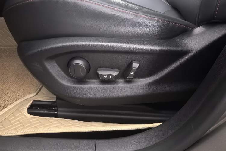 Used BORGWARD BX5 2020 20TGDI Automatic Two-Wheel Drive Pioneer Edition Interior 7