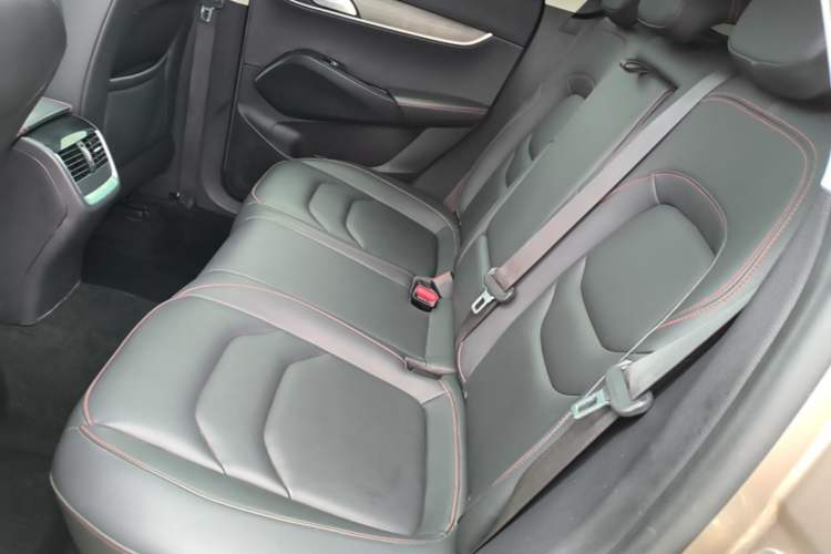 Used BORGWARD BX5 2020 20TGDI Automatic Two-Wheel Drive Pioneer Edition Left Rear Seat