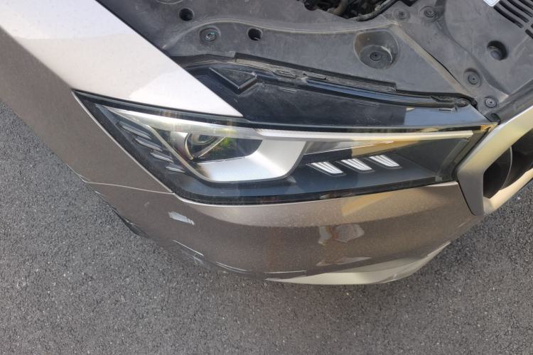 Used BORGWARD BX5 2020 20TGDI Automatic Two-Wheel Drive Pioneer Edition Right Front Headlight
