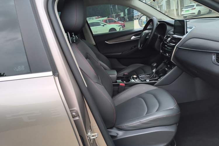 Used BORGWARD BX5 2020 20TGDI Automatic Two-Wheel Drive Pioneer Edition Right Front Seat