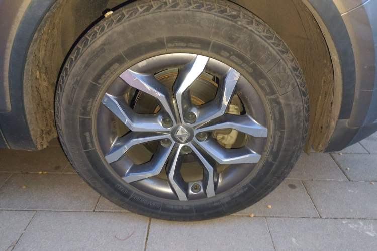 Used BORGWARD BX5 2020 20TGDI Automatic Two-Wheel Drive Pioneer Edition Right Front Wheel Hub