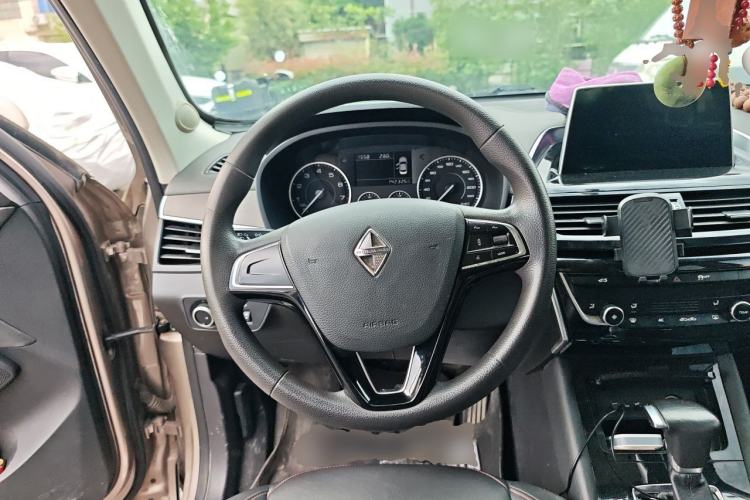 Used BORGWARD BX5 2020 20TGDI Automatic Two-Wheel Drive Pioneer Edition Steering Wheel
