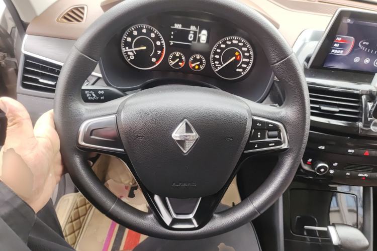 Used BORGWARD BX5 2020 20TGDI Automatic Two-Wheel Drive Pioneer Edition Steering Wheel