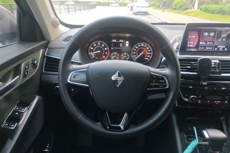 Used BORGWARD BX5 2020 20TGDI Automatic Two-Wheel Drive Pioneer Edition Steering Wheel