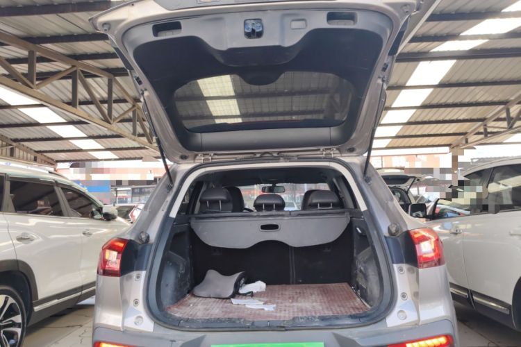 Used BORGWARD BX5 2020 20TGDI Automatic Two-Wheel Drive New Edition Trunk