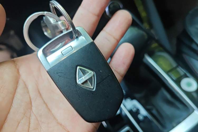 Used BORGWARD BX5 2020 20TGDI Automatic Two-Wheel Drive Pioneer Edition Vehicle Key