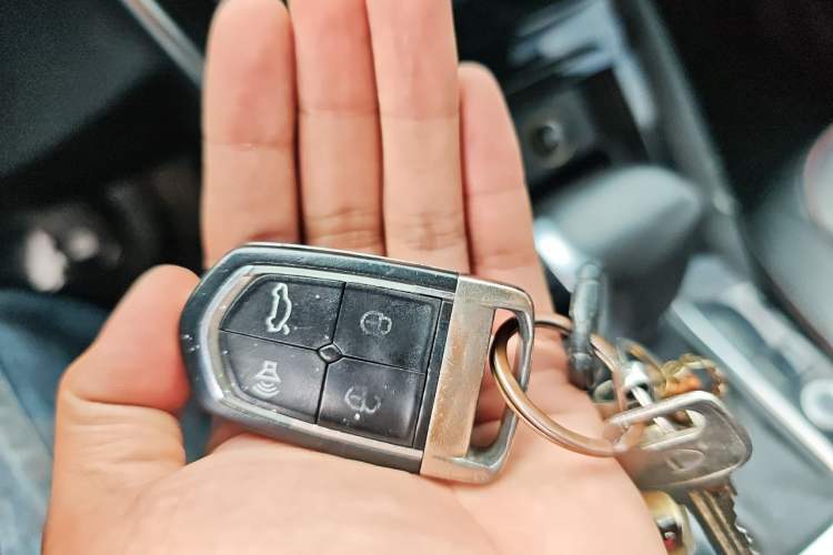Used BORGWARD BX5 2020 20TGDI Automatic Two-Wheel Drive Pioneer Edition Vehicle Key