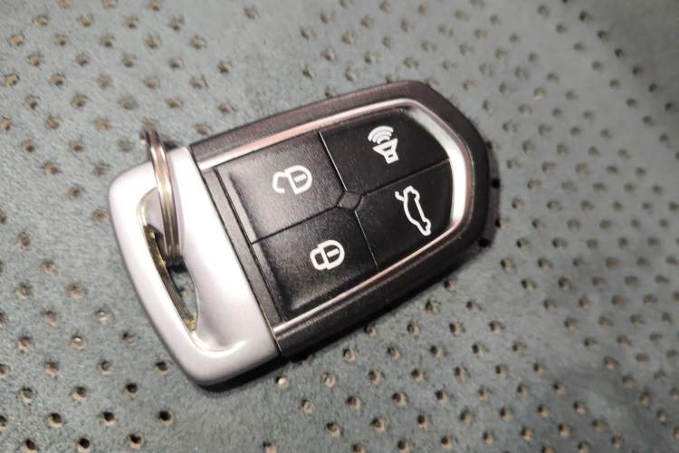 Used BORGWARD BX5 2020 20TGDI Automatic Two-Wheel Drive New Edition Vehicle Key