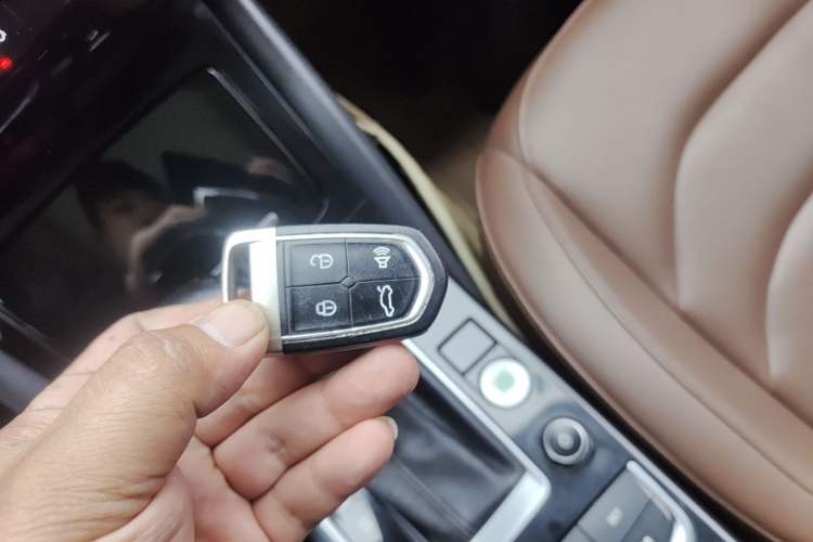 Used BORGWARD BX5 2020 20TGDI Automatic Two-Wheel Drive Pioneer Edition Vehicle Key