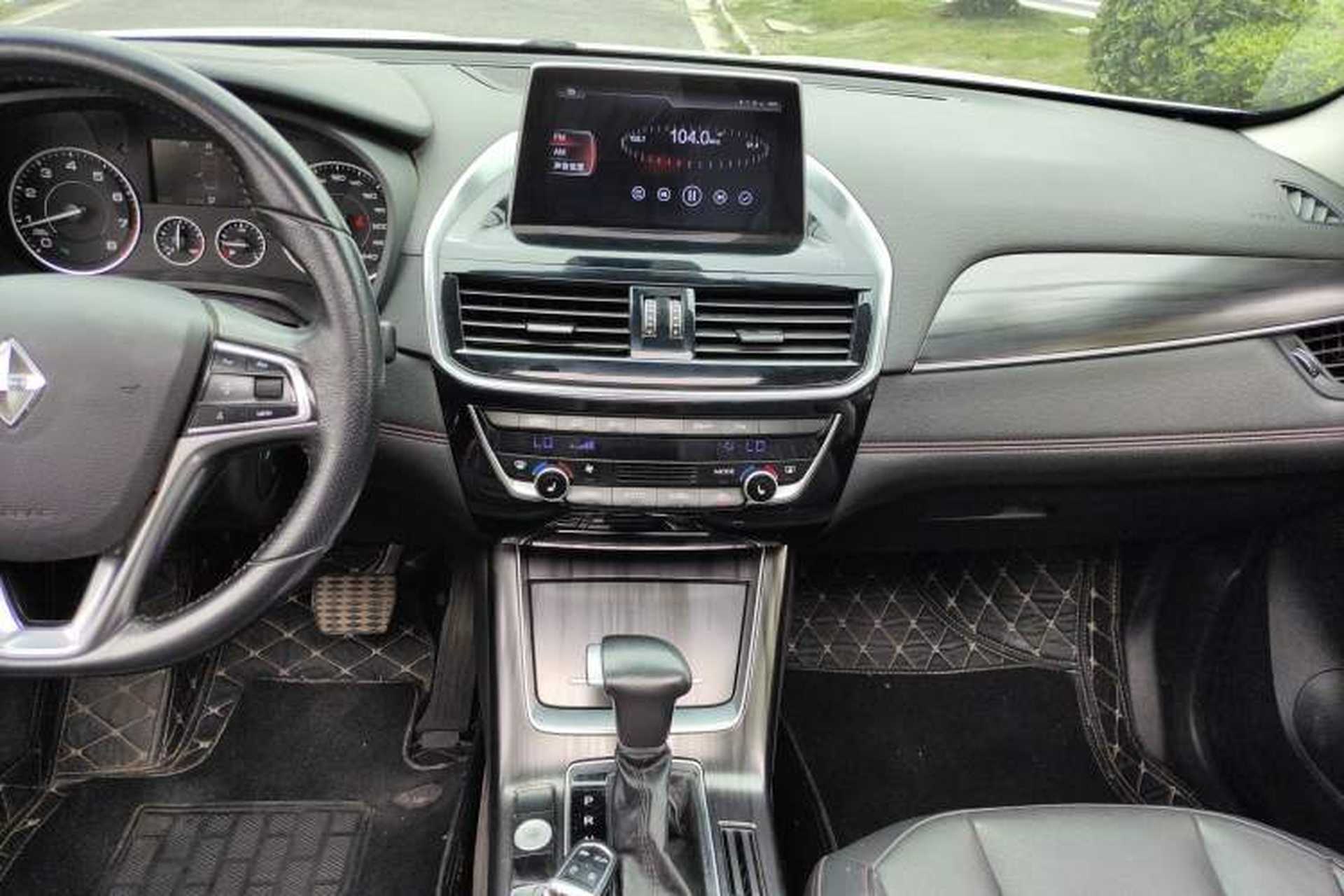 Used BORGWARD BX6 2018 28T Four-Wheel Drive GT Extreme Style Audio And AC Panel