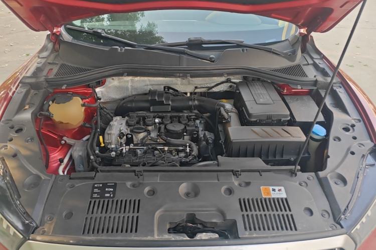 Used BORGWARD BX6 2018 28T Four-Wheel Drive GT Extreme Style Engine Bay