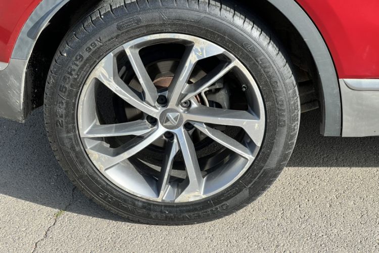 Used BORGWARD BX6 2018 28T Four-Wheel Drive GT Extreme Style Exterior 4