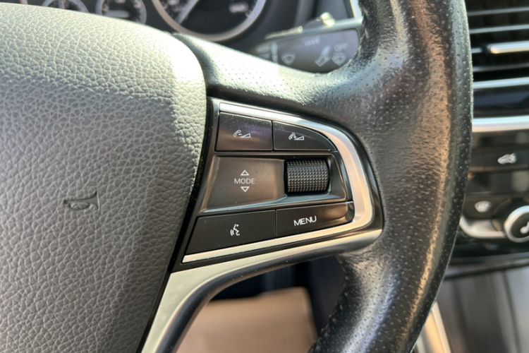 Used BORGWARD BX6 2018 28T Four-Wheel Drive GT Extreme Style Interior 9