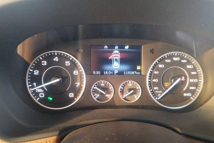 Used BORGWARD BX7 2016 28T Two-Wheel Drive Luxury Version 5 Seats Instrument Cluster
