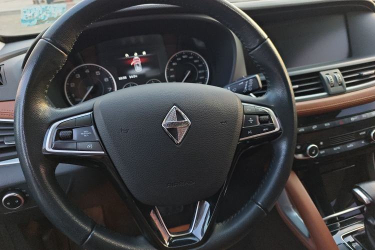 Used BORGWARD BX7 2016 28T Four-Wheel Drive Flagship Version 5 Seats Steering Wheel