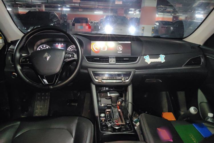 Used BORGWARD BX7 2016 28T 2WD Elite Edition 5-seater Center Console