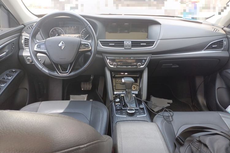 Used BORGWARD BX7 2016 28T 2WD Elite Edition 5-seater Center Console