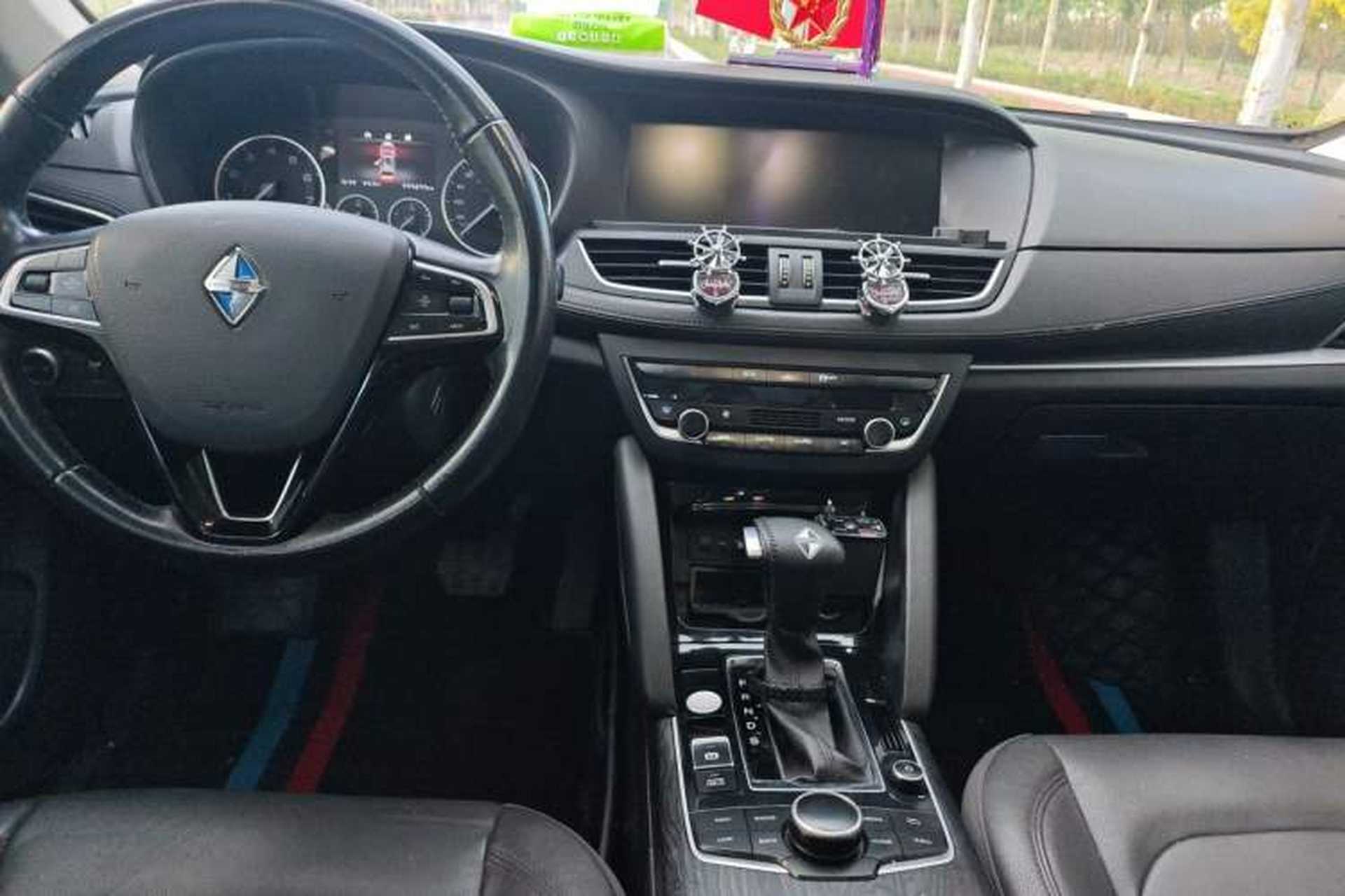 Used BORGWARD BX7 2016 28T 2WD Elite Edition 5-seater Center Console