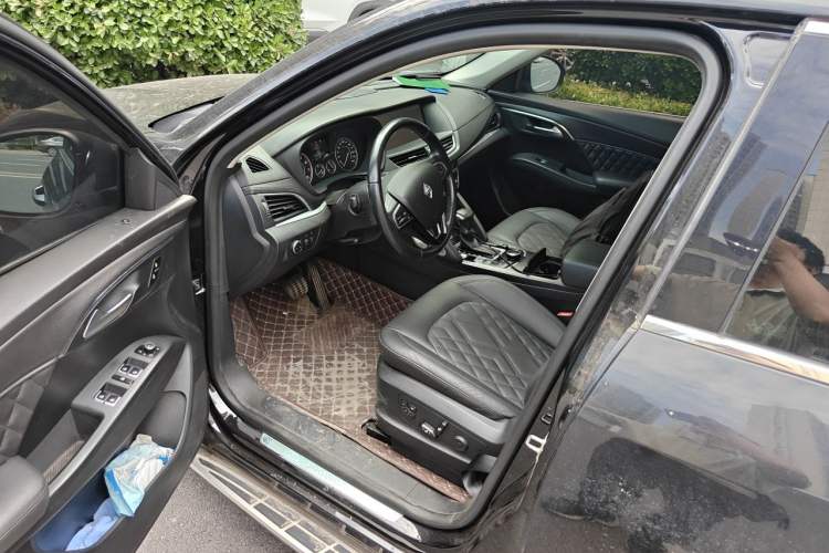 Used BORGWARD BX7 2016 28T Four-Wheel Drive Flagship Version 5 Seats Driver Seat