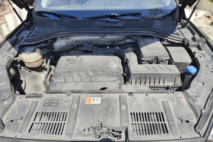 Used BORGWARD BX7 2016 28T 2WD Elite Edition 5-seater Engine Bay