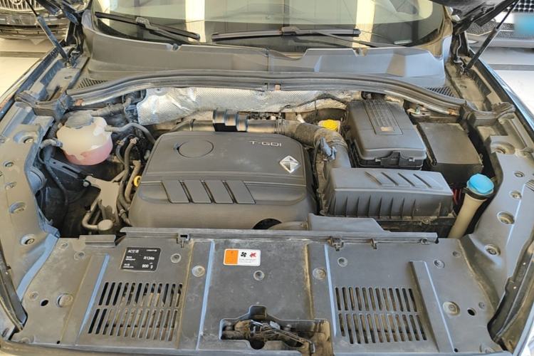 Used BORGWARD BX7 2016 28T Two-Wheel Drive Luxury Version 6 Seats Engine Bay