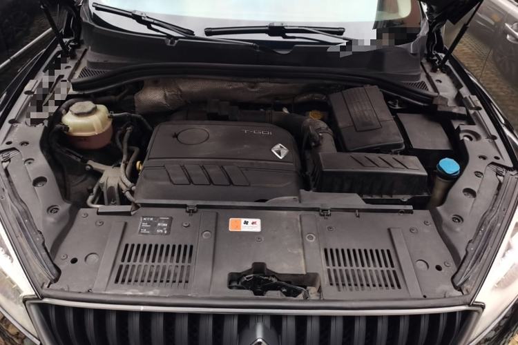 Used BORGWARD BX7 2016 28T Four-Wheel Drive Flagship Version 5 Seats Engine Bay