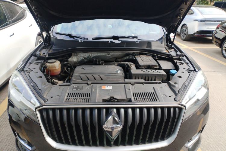 Used BORGWARD BX7 2016 28T 2WD Elite Edition 5-seater Engine Bay