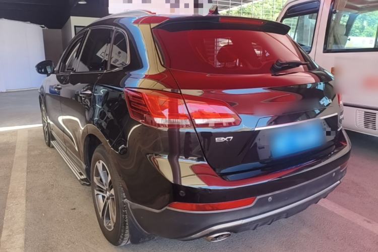 Used BORGWARD BX7 2016 28T Two-Wheel Drive Luxury Version 5 Seats Exterior 2