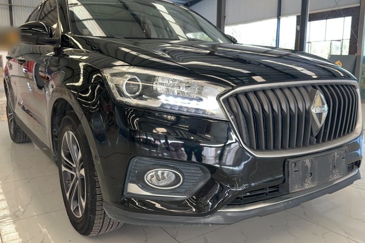 Used BORGWARD BX7 2016 28T Two-Wheel Drive Luxury Version 6 Seats Exterior 9