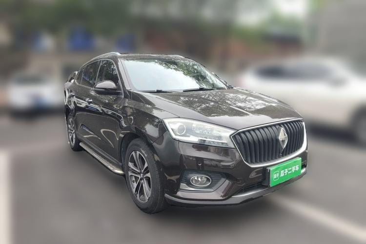 Used BORGWARD BX7 2016 28T Two-Wheel Drive Luxury Version 5 Seats Front Right 45 Deg
