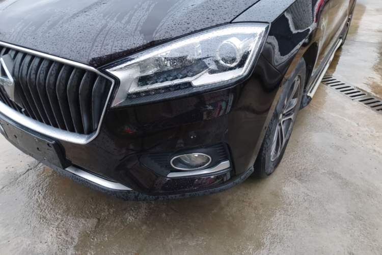 Used BORGWARD BX7 2016 28T Four-Wheel Drive Flagship Version 5 Seats Left Front Headlight