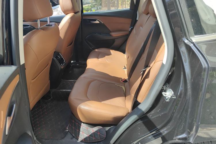Used BORGWARD BX7 2016 28T 2WD Elite Edition 5-seater Left Rear Seat