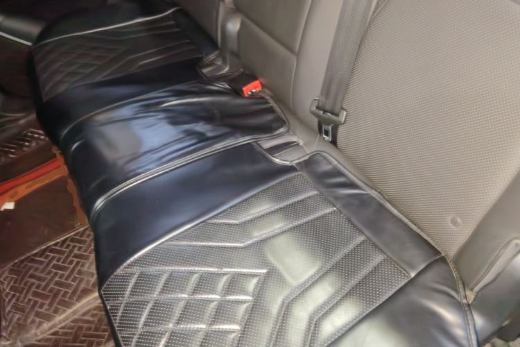 Used BORGWARD BX7 2016 28T 2WD Luxury Edition 7-seater Left Rear Seat