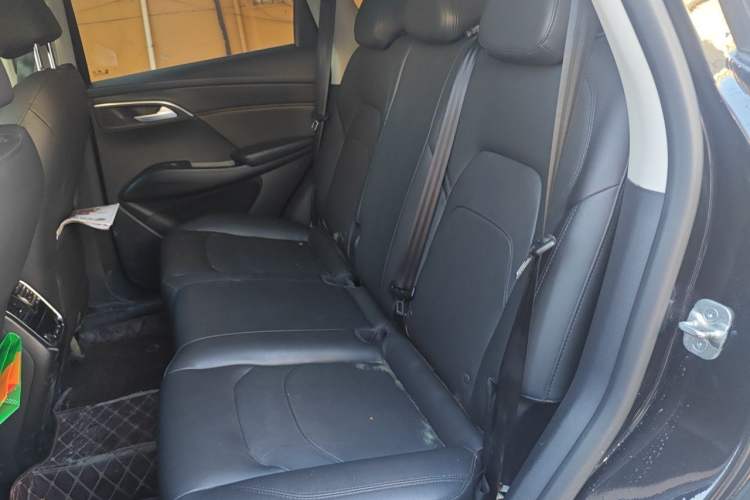 Used BORGWARD BX7 2016 28T 2WD Elite Edition 5-seater Left Rear Seat