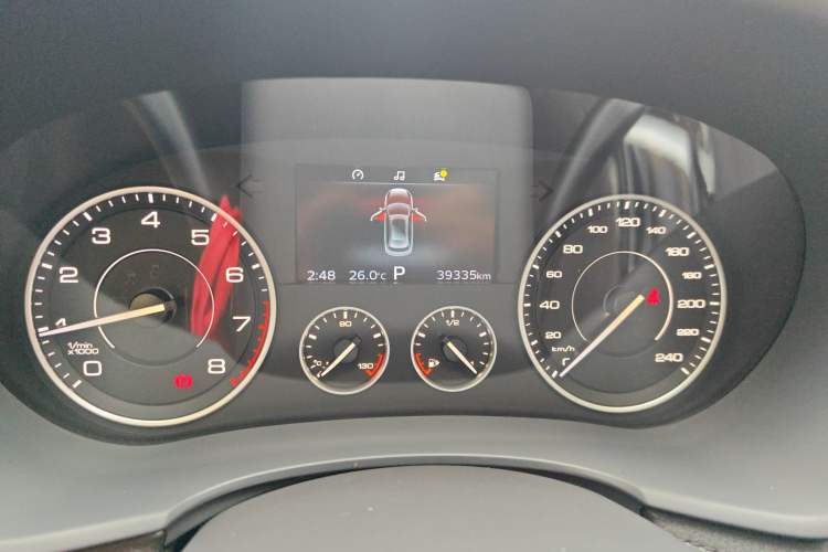 Used BORGWARD BX7 2016 28T Four-wheel Drive Luxury Edition 5 Seats Odometer Close Up