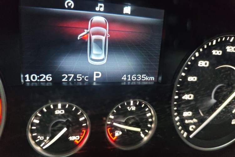 Used BORGWARD BX7 2016 28T Four-Wheel Drive Flagship Version 5 Seats Odometer Close Up