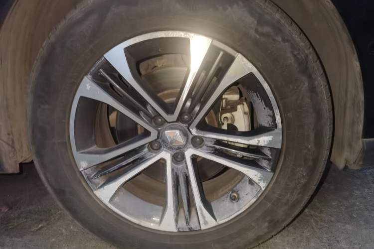 Used BORGWARD BX7 2016 28T 2WD Luxury Edition 7-seater Right Front Wheel Hub