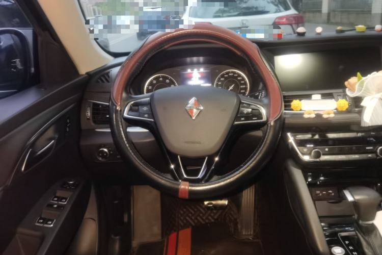 Used BORGWARD BX7 2016 28T 2WD Luxury Edition 7-seater Steering Wheel