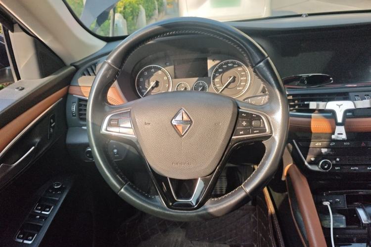 Used BORGWARD BX7 2016 28T Four-Wheel Drive Flagship Version 5 Seats Steering Wheel