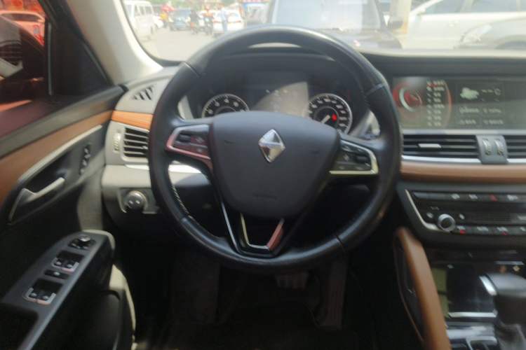 Used BORGWARD BX7 2016 28T Four-Wheel Drive Elite Edition 5 Seats Steering Wheel