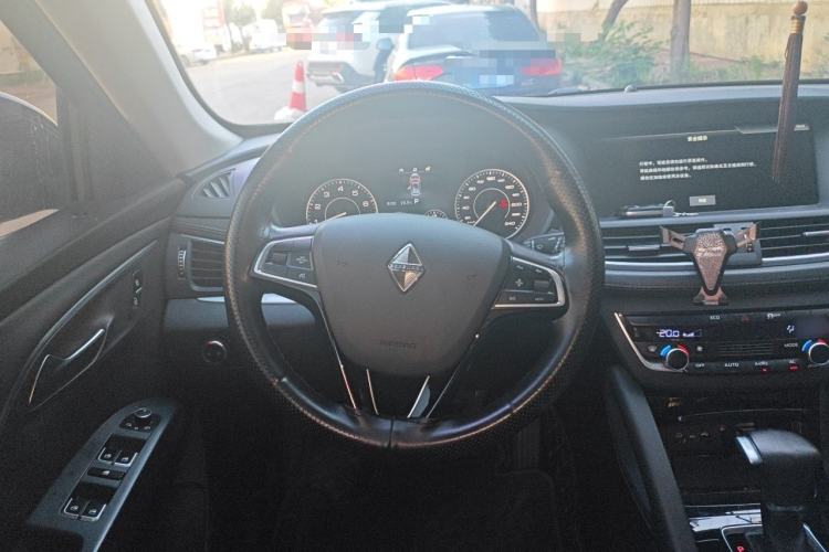 Used BORGWARD BX7 2016 28T 2WD Elite Edition 5-seater Steering Wheel