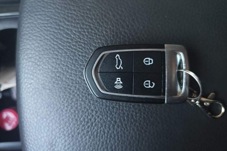 Used BORGWARD BX7 2016 28T 2WD Elite Edition 5-seater Vehicle Key