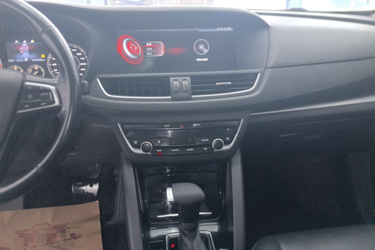 Used BORGWARD BX7 2016 28T 2WD Elite Edition 5-seater Audio And AC Panel