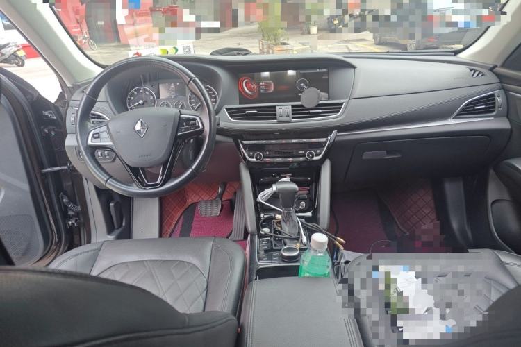 Used BORGWARD BX7 2016 28T Four-Wheel Drive Flagship Version 5 Seats Center Console