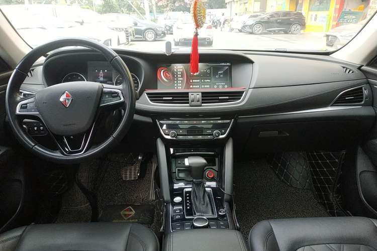 Used BORGWARD BX7 2016 28T Four-Wheel Drive Flagship Version 5 Seats Center Console