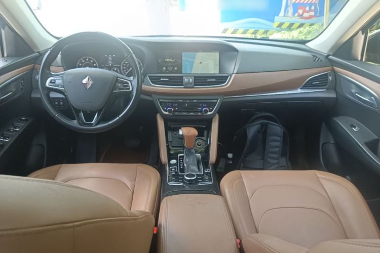 Used BORGWARD BX7 2016 28T 2WD Elite Edition 5-seater Center Console